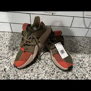 Adidas kids size 6 sneakers. Brand new